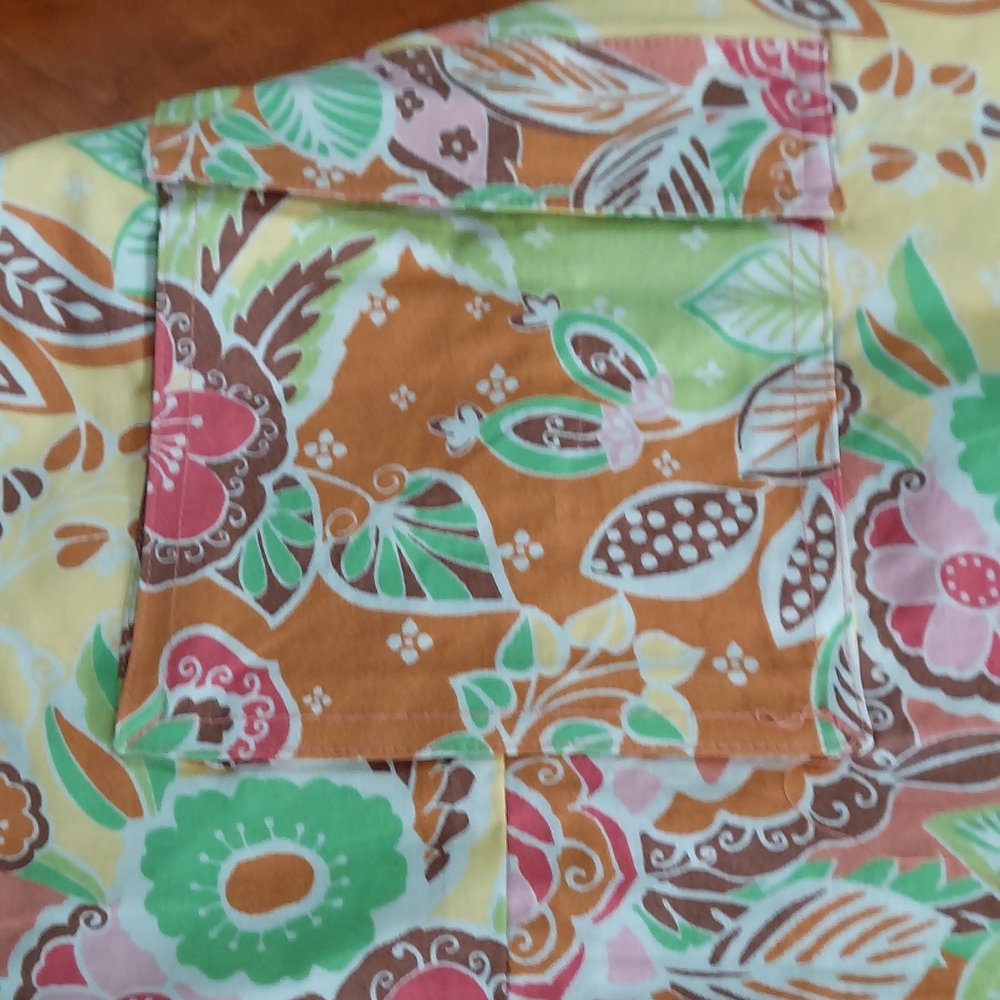 Coldwater Creek Women's Capris - Picture 3 of 16